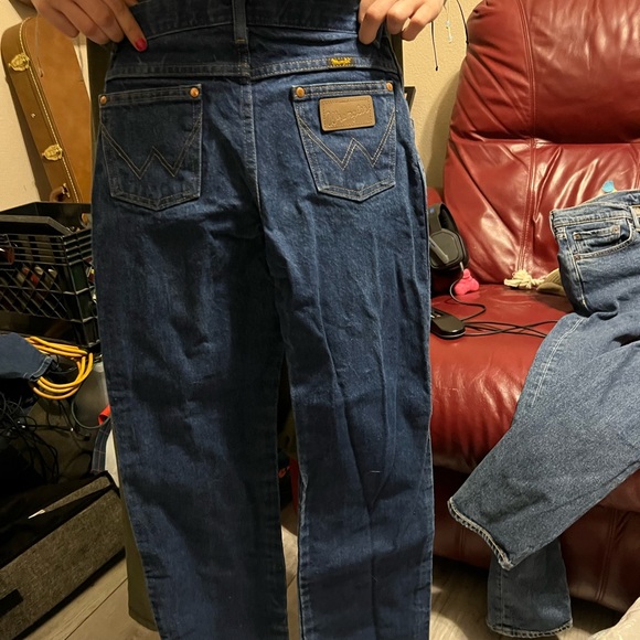 dark wash strait vintage jeans💋 - Picture 6 of 8